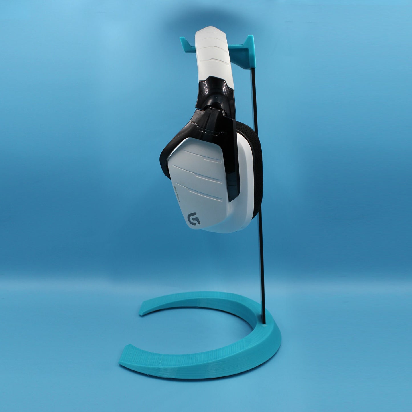 Gaming Headphone Stand - Carbon Fiber Pro gamer edition with customizable color options