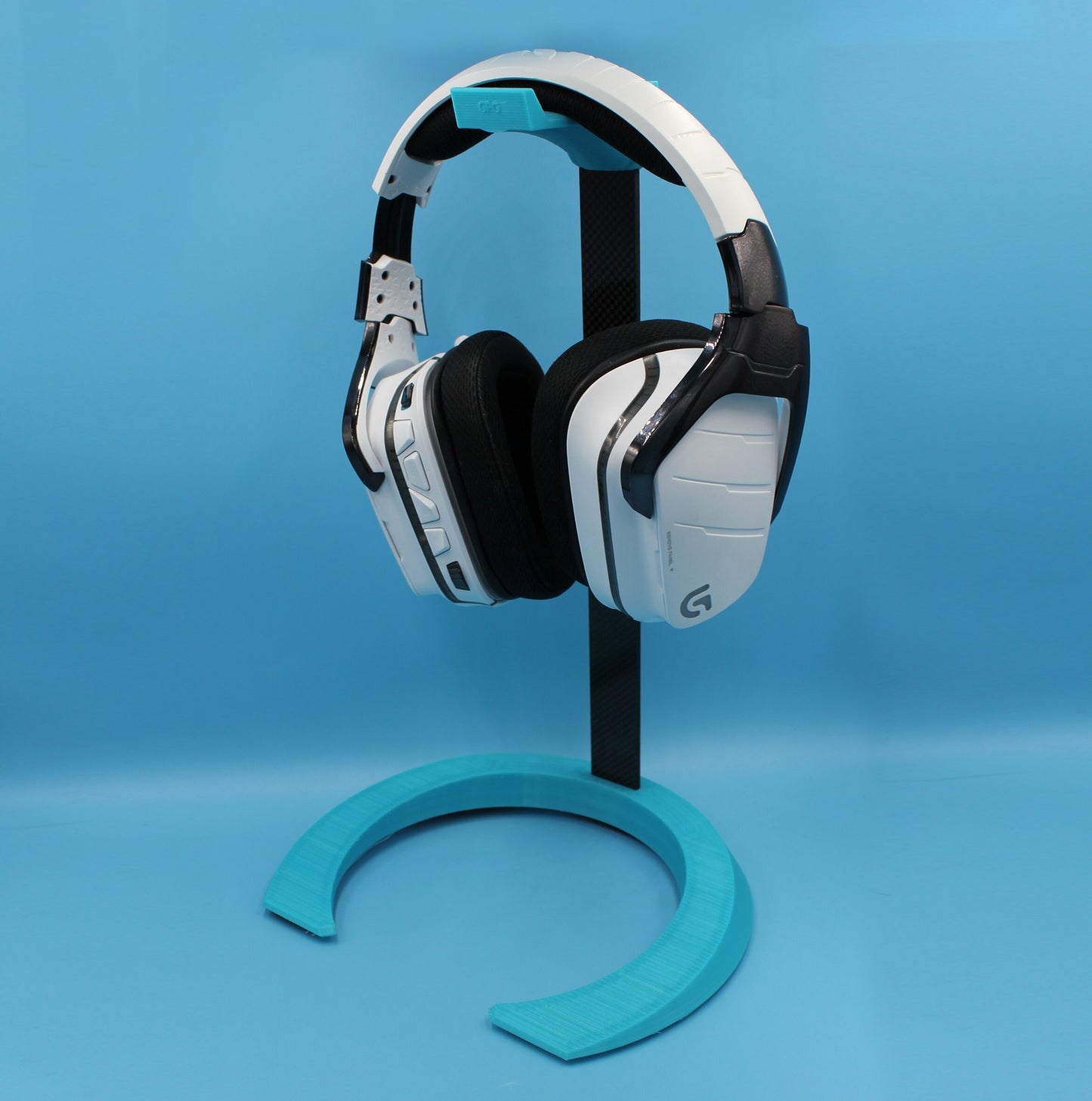 Gaming Headphone Stand - Carbon Fiber Pro gamer edition with customizable color options