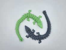Articulating Spiked Thunder Dragon Toy, Dragon with moving jaw, 3D Printed Fidget Dragon, Great Gift for Kids! Lightning Monster Fidget toy!