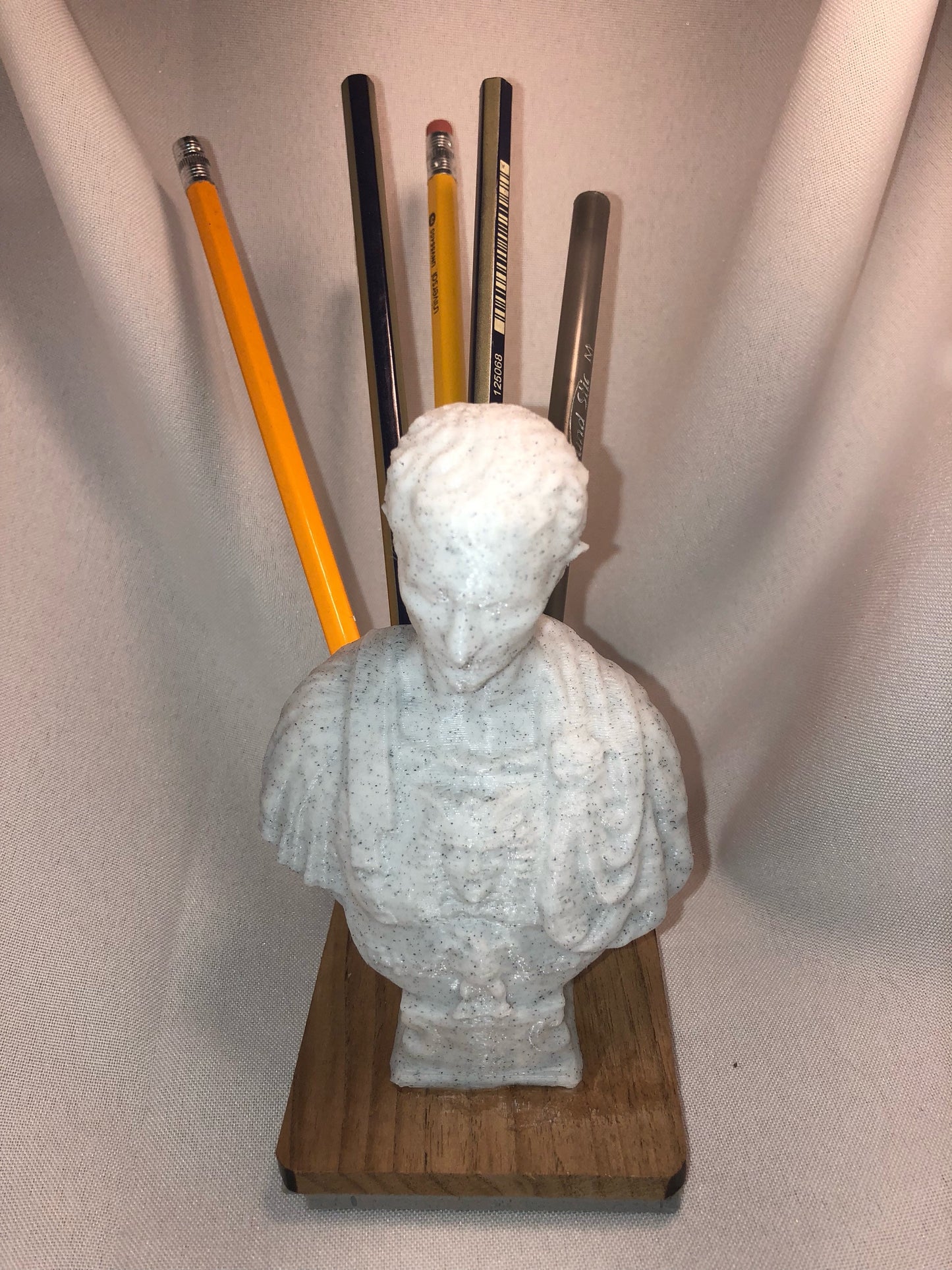 Caesar pencil holder, desk organizer, shakespeare desk art, caesar sculpture, pen holder,roman